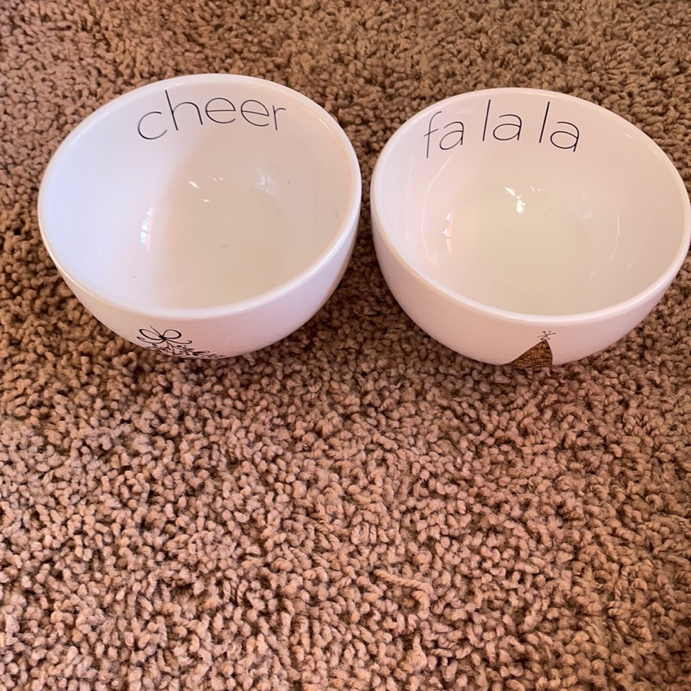 Never  used  set 2  Merry and Bright 5”.5, Christmas bowls